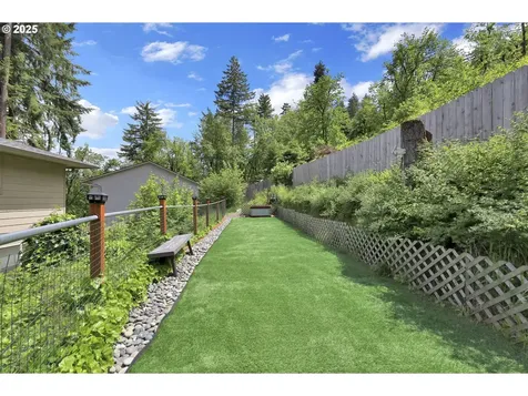 77 Bangle Court Cottage Grove OR 97424