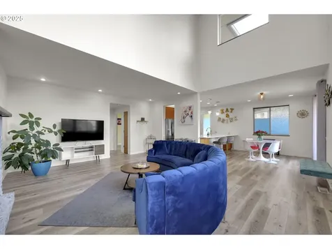 77 Bangle Court Cottage Grove OR 97424