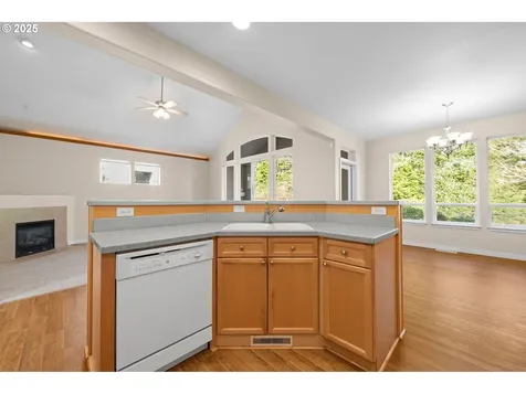 1055 Nautical Drive Hammond OR 97121