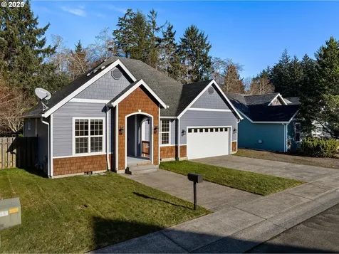 1055 Nautical Drive Hammond OR 97121