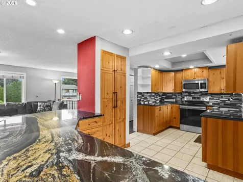 12910 NE 31st Street Vancouver WA 98682