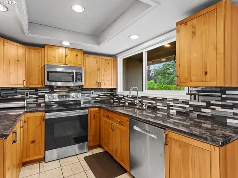 12910 NE 31st Street Vancouver WA 98682