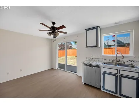 518 SW Sheila Street Dallas OR 97338