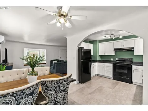 3155 Bell Avenue Eugene OR 97402