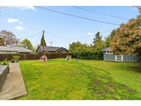 3155 Bell Avenue Eugene OR 97402