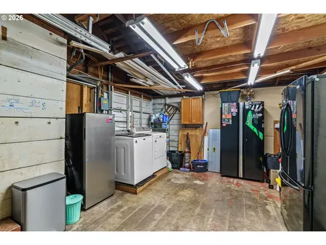 3155 Bell Avenue Eugene OR 97402