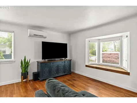 3155 Bell Avenue Eugene OR 97402