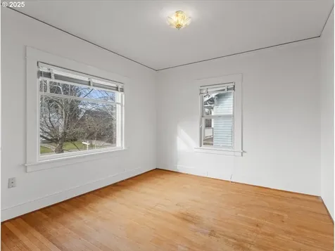 1806 SE 55th Avenue Portland OR 97215