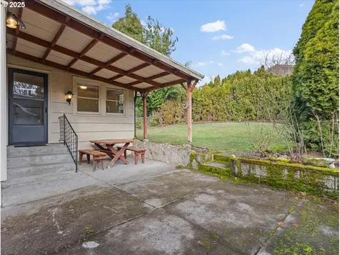 1806 SE 55th Avenue Portland OR 97215