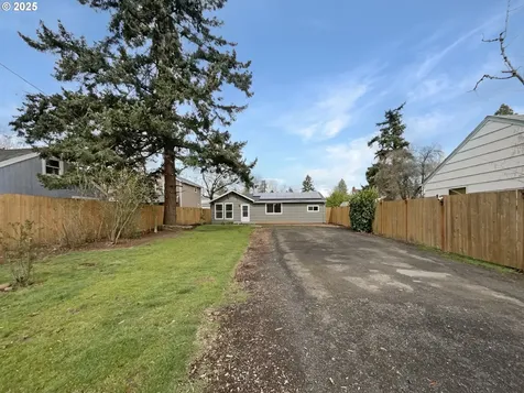 6923 SE Nehalem Street Portland OR 97206