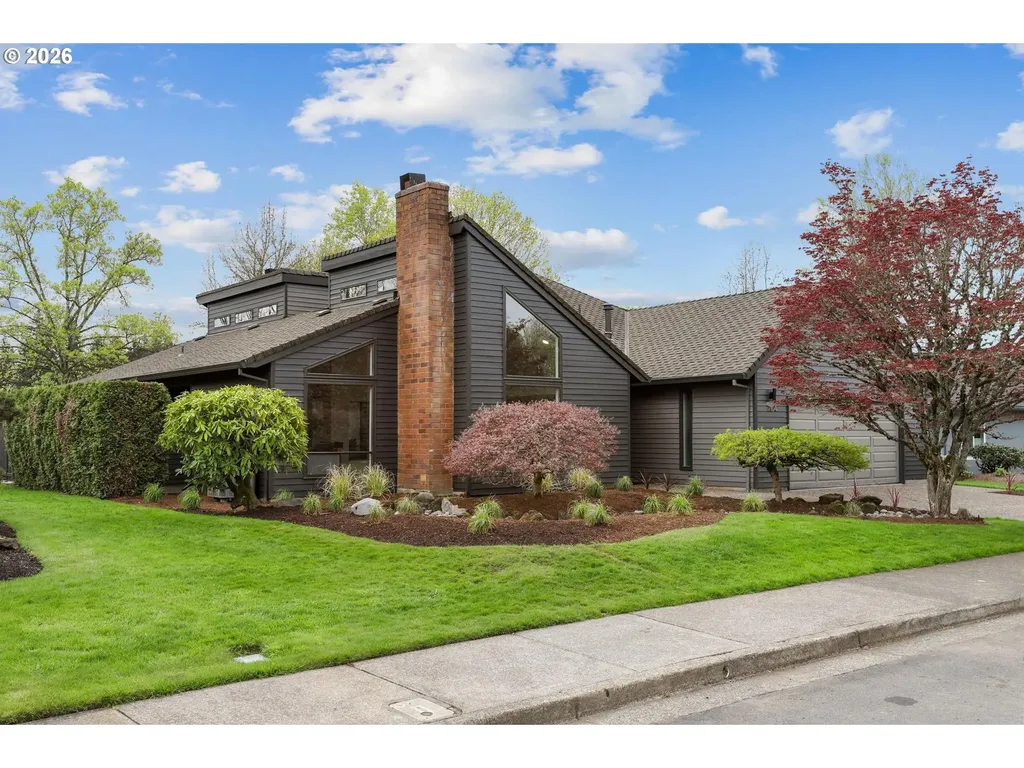 7104 SW Chapel Lane Portland OR 97223