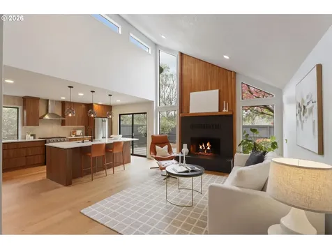 7104 SW Chapel Lane Portland OR 97223