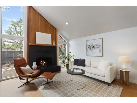 7104 SW Chapel Lane Portland OR 97223