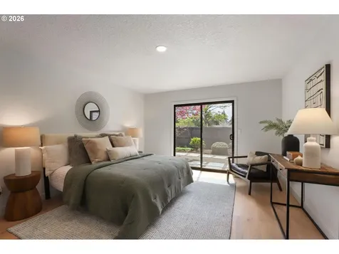 7104 SW Chapel Lane Portland OR 97223