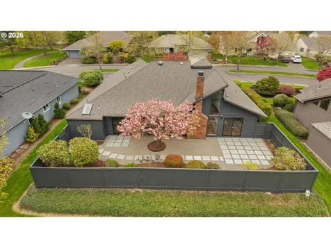 7104 SW Chapel Lane Portland OR 97223