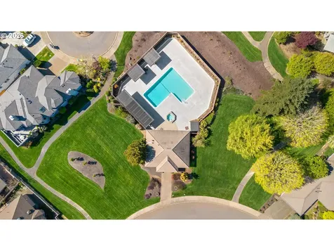 7104 SW Chapel Lane Portland OR 97223