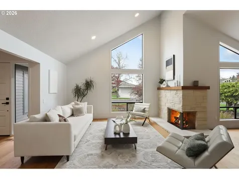 7104 SW Chapel Lane Portland OR 97223