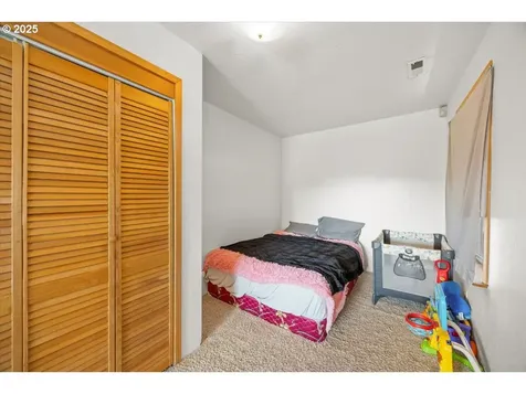 274 NW Meloy Avenue Roseburg OR 97470