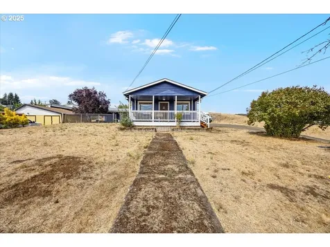 274 NW Meloy Avenue Roseburg OR 97470