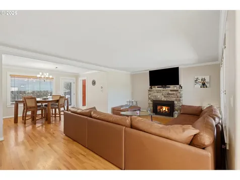 1651 NE 134th Place Portland OR 97230