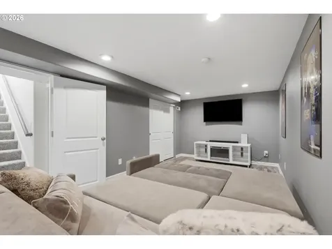 1651 NE 134th Place Portland OR 97230