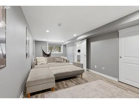 1651 NE 134th Place Portland OR 97230