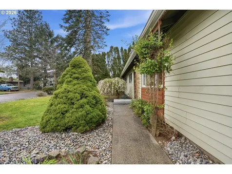 12306 SE 1st Street Vancouver WA 98660