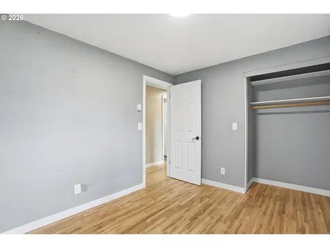 12306 SE 1st Street Vancouver WA 98660