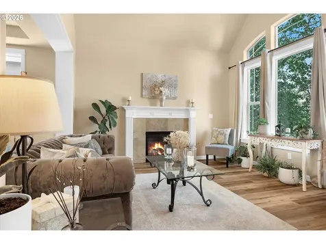 5214 N Wedgewood Loop Newberg OR 97132