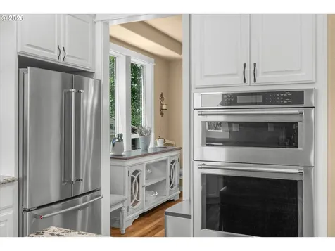 5214 N Wedgewood Loop Newberg OR 97132