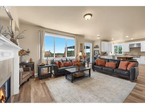 5214 N Wedgewood Loop Newberg OR 97132
