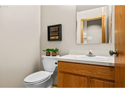 1473 Luella Street Eugene OR 97401