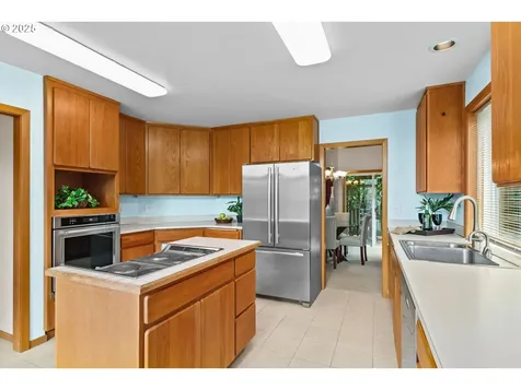 1473 Luella Street Eugene OR 97401