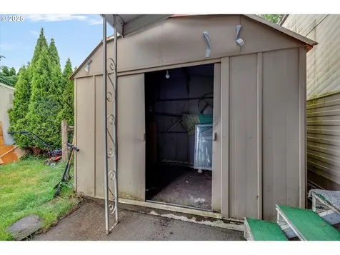 570 N 10th Avenue Cornelius OR 97113