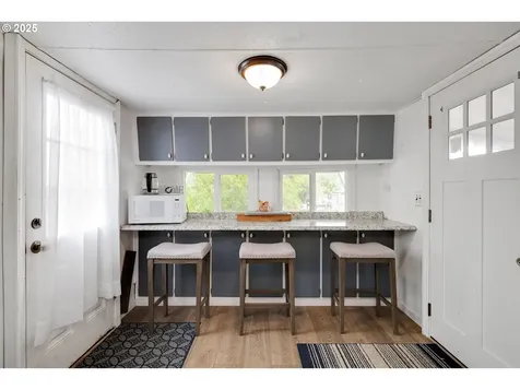 570 N 10th Avenue Cornelius OR 97113