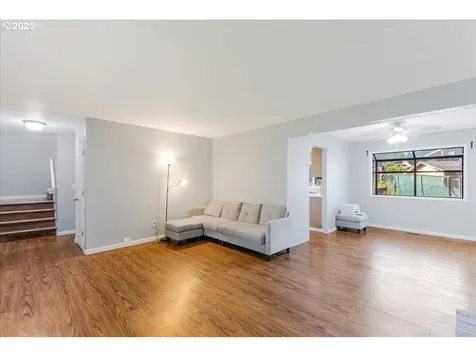 2303 SW 4th Street Gresham OR 97080