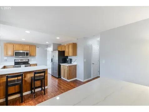 2303 SW 4th Street Gresham OR 97080