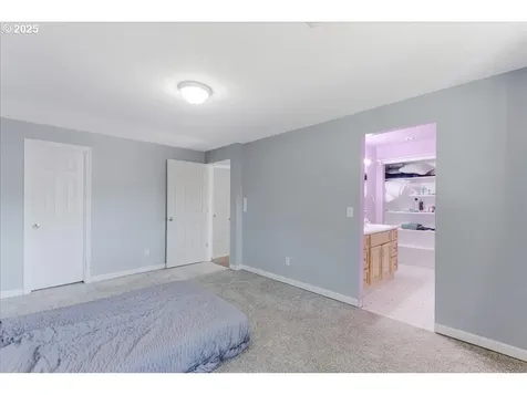 2303 SW 4th Street Gresham OR 97080
