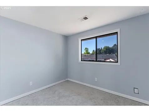 2303 SW 4th Street Gresham OR 97080
