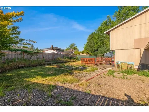 2303 SW 4th Street Gresham OR 97080