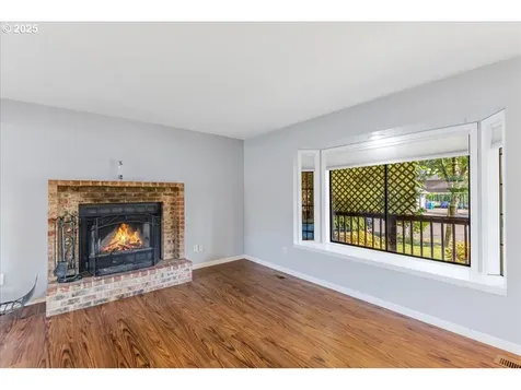 2303 SW 4th Street Gresham OR 97080