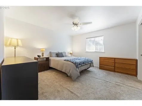 588 Madison Street Coos Bay OR 97420