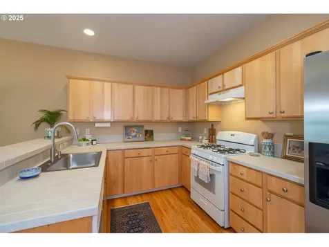 11059 SW Celeste Lane Portland OR 97225