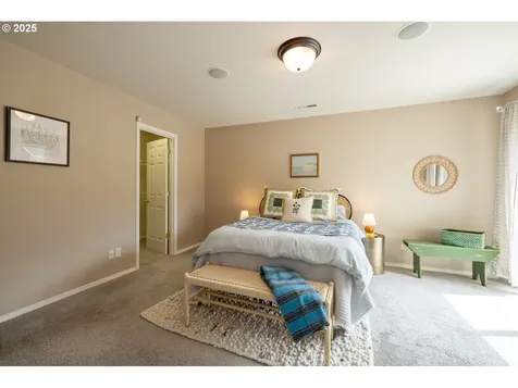 11059 SW Celeste Lane Portland OR 97225