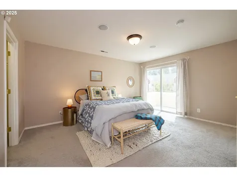 11059 SW Celeste Lane Portland OR 97225