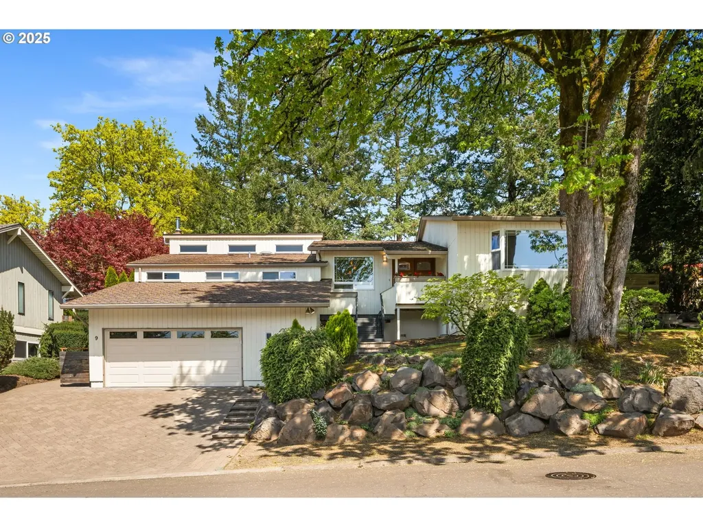 9 Del Prado Street Lake Oswego OR 97035
