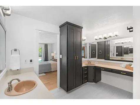 9 Del Prado Street Lake Oswego OR 97035