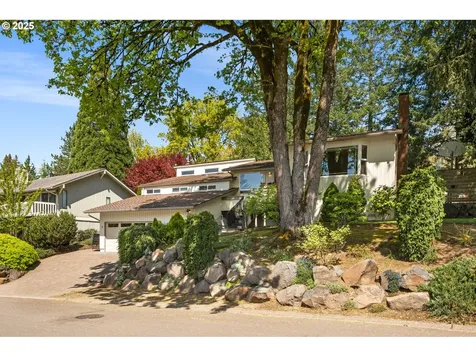 9 Del Prado Street Lake Oswego OR 97035
