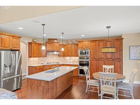 17693 S Anderson Road Oregon City OR 97045