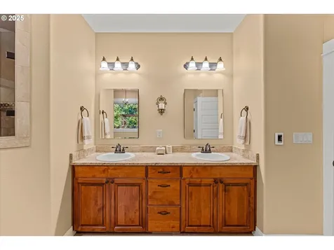 17693 S Anderson Road Oregon City OR 97045